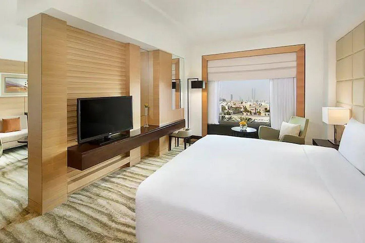 Doubletree By Hilton Hotel Riyadh - Al Muroj Business Gate 3*,  Saudi Arabia