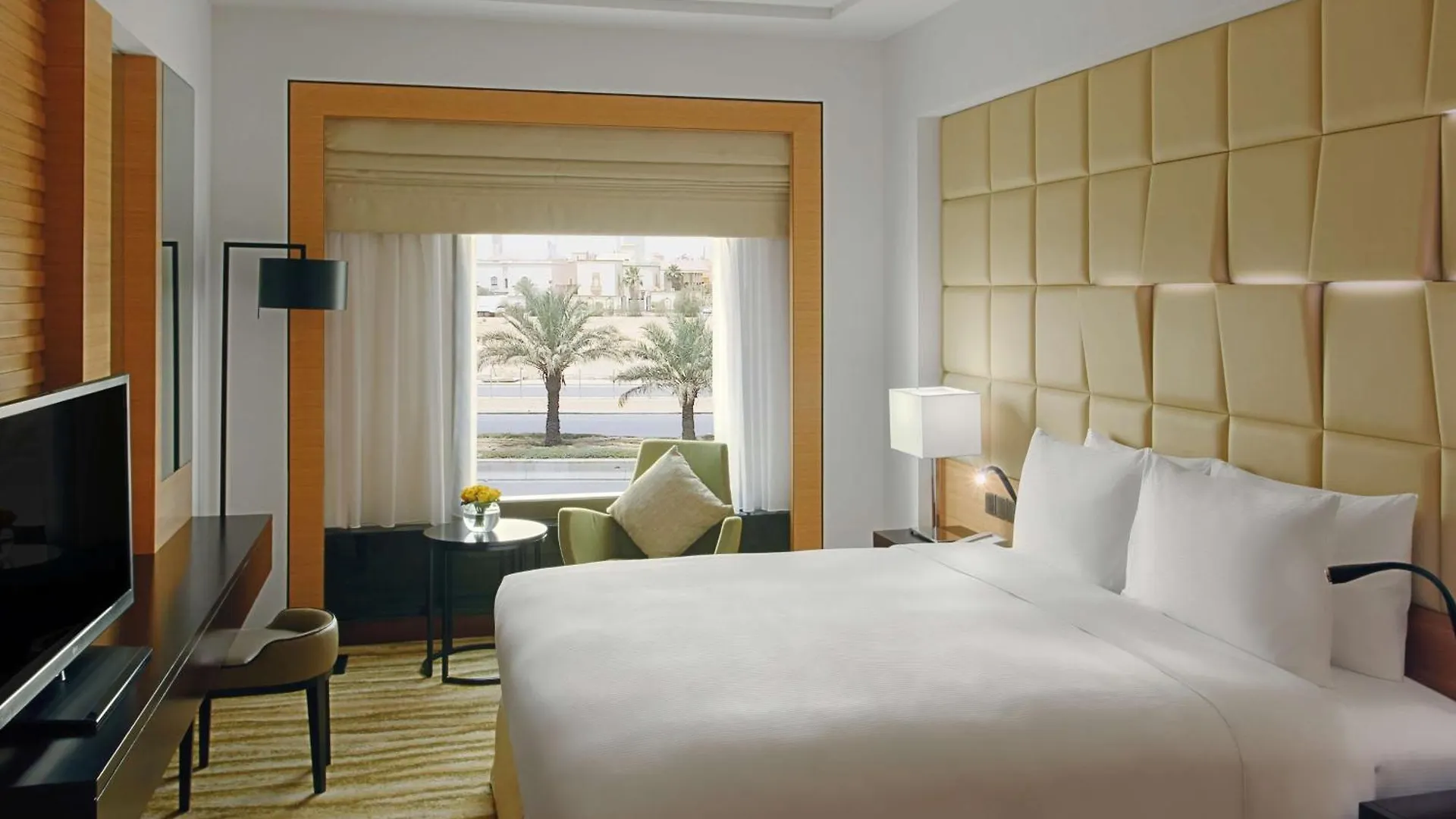 Doubletree By Hilton Hotel Riyadh - Al Muroj Business Gate