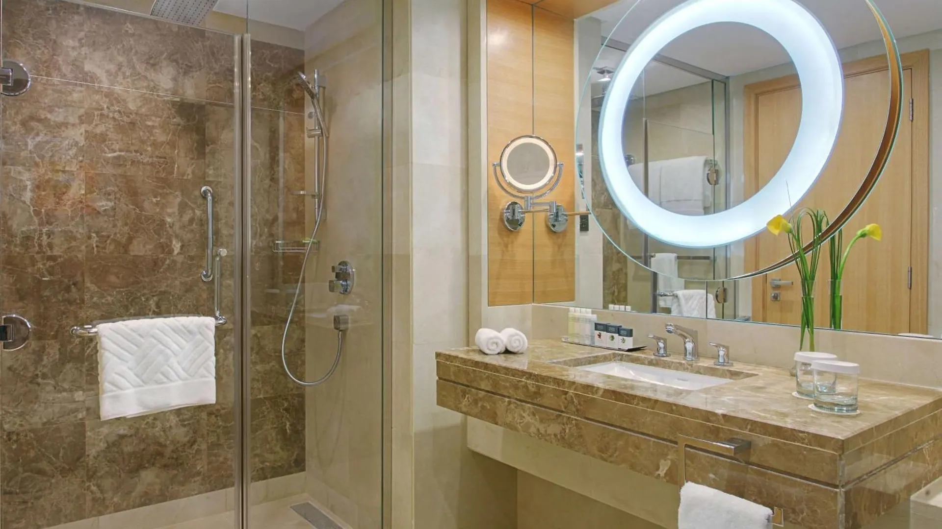 ***  Doubletree By Hilton Hotel Riyadh - Al Muroj Business Gate Saudi Arabia