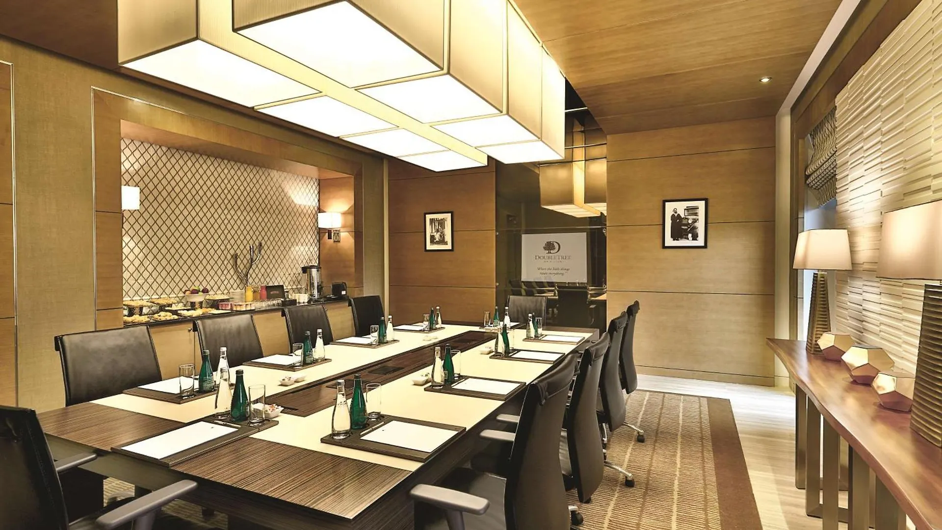 Doubletree By Hilton Hotel Riyadh - Al Muroj Business Gate