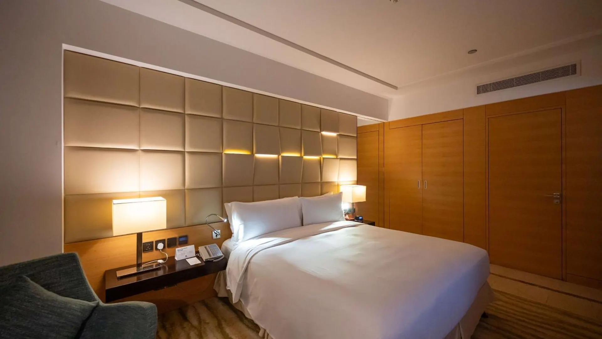 Doubletree By Hilton Hotel Riyadh - Al Muroj Business Gate